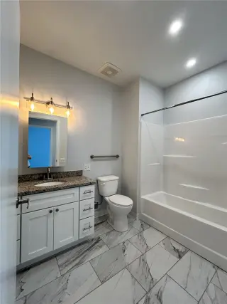 Propiedad en alquiler con 2 habitaciones y 2 baños en Weirton