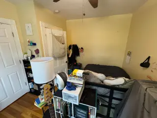 Propiedad en alquiler con 4 habitaciones y 2 baños en Somerville