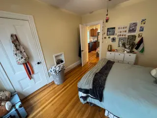 Propiedad en alquiler con 4 habitaciones y 2 baños en Somerville
