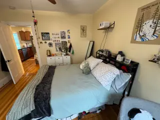 Propiedad en alquiler con 4 habitaciones y 2 baños en Somerville