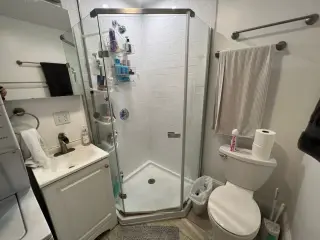 Propiedad en alquiler con 4 habitaciones y 1.5 baños en Somerville