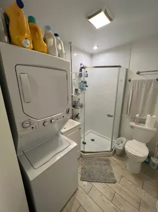 Propiedad en alquiler con 4 habitaciones y 1.5 baños en Somerville