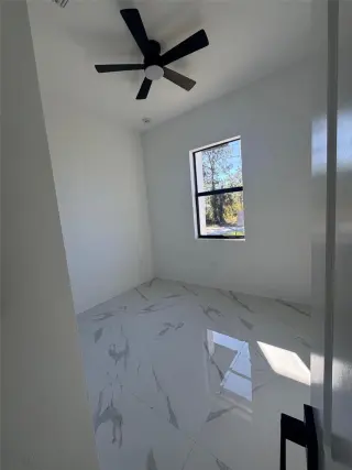 Propiedad en alquiler con 2 habitaciones y 1 baño en Lehigh Acres