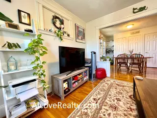 Propiedad en alquiler con 3 habitaciones y 1.5 baños en Somerville