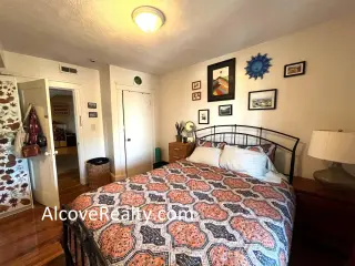 Propiedad en alquiler con 3 habitaciones y 1.5 baños en Somerville