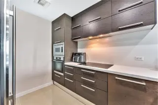 Propiedad en alquiler con 3 habitaciones y 3 baños en Miami