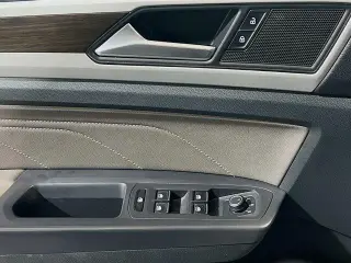 Volkswagen Atlas 2021 V6 SE 4dr SUV w/Technology (midyear release)