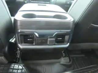 GMC Sierra 1500 2021 4x4 SLT 4dr Crew Cab 5.8 ft. SB