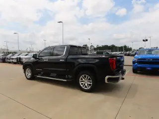 GMC Sierra 1500 2021 4x4 SLT 4dr Crew Cab 5.8 ft. SB