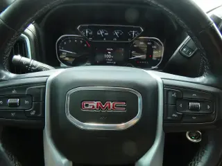 GMC Sierra 1500 2021 4x4 SLT 4dr Crew Cab 5.8 ft. SB
