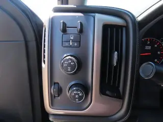GMC Sierra 1500 2015 4x4 Denali 4dr Crew Cab 5.8 ft. SB