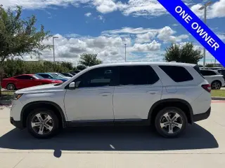 Honda Pilot 2024 EX-L 4dr SUV w/Rear Captain's Chairs