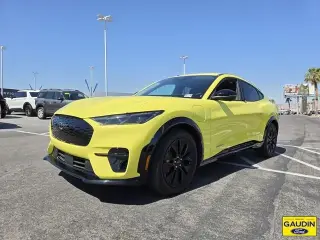 Ford Mustang Mach-E 2025 Premium 4dr SUV
