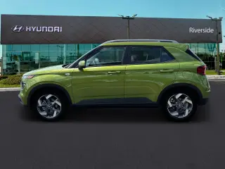 Hyundai VENUE 2024 SEL 4dr Crossover