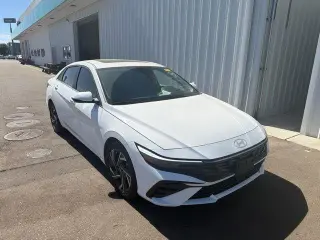 Hyundai ELANTRA 2025 Limited 4dr Sedan