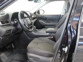 Toyota Highlander 2024 AWD LE 4dr SUV