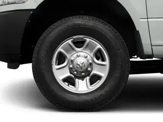 Ram 3500 2017 4x2 Tradesman 4dr Crew Cab 8 ft. LB SRW Pickup