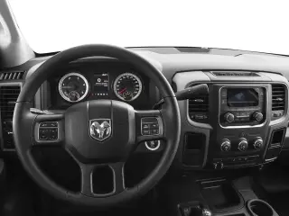 Ram 3500 2017 4x2 Tradesman 4dr Crew Cab 8 ft. LB SRW Pickup