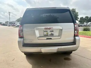 GMC Yukon 2017 4x2 SLT 4dr SUV