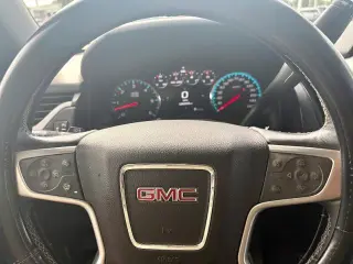 GMC Yukon 2017 4x2 SLT 4dr SUV