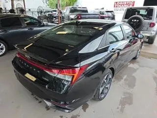 Hyundai ELANTRA 2021 Limited 4dr Sedan