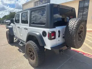 Jeep Wrangler Unlimited 2019 4x4 Sport 4dr SUV