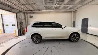 Volvo XC90 2023 AWD B6 Plus Bright Theme 6-Passenger 4dr SUV
