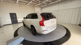 Volvo XC90 2023 AWD B6 Plus Bright Theme 6-Passenger 4dr SUV