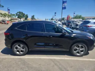 Ford Escape 2024 AWD ST-Line Select 4dr SUV