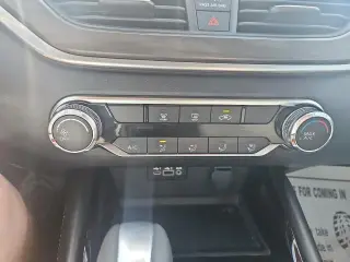 Nissan Altima 2023 2.5 SV 4dr Sedan