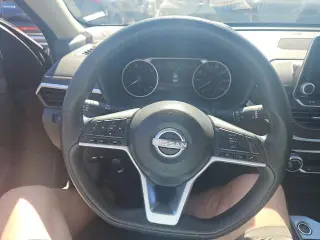 Nissan Altima 2023 2.5 SV 4dr Sedan
