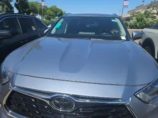 Toyota Highlander 2022 AWD Platinum 4dr SUV