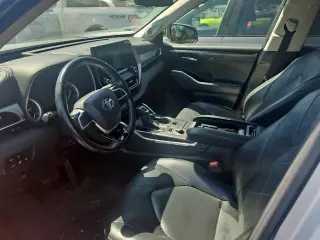 Toyota Highlander 2022 AWD Platinum 4dr SUV