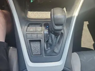 Toyota RAV4 2021 XLE 4dr SUV
