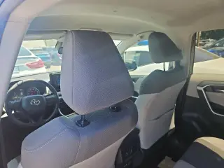 Toyota RAV4 2021 XLE 4dr SUV