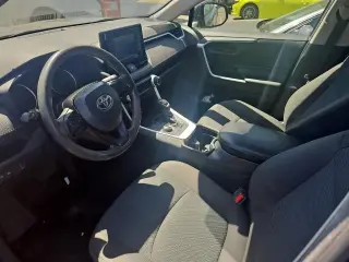 Toyota RAV4 Hybrid 2021 AWD LE 4dr SUV