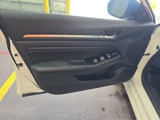 Nissan Altima 2023 2.5 SR 4dr Sedan