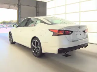 Nissan Altima 2023 2.5 SR 4dr Sedan