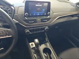 Nissan Altima 2023 AWD 2.5 SV 4dr Sedan