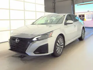Nissan Altima 2023 AWD 2.5 SV 4dr Sedan