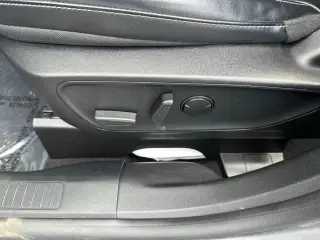 Ford Escape 2023 AWD Platinum 4dr SUV