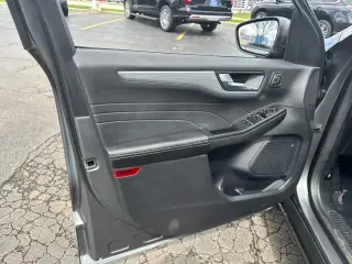 Ford Escape 2023 AWD Platinum 4dr SUV