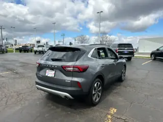 Ford Escape 2023 AWD Platinum 4dr SUV
