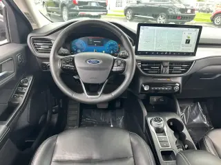 Ford Escape 2023 AWD Platinum 4dr SUV