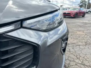 Ford Escape 2023 AWD Platinum 4dr SUV