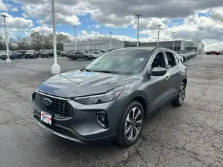 Ford Escape 2023 AWD Platinum 4dr SUV