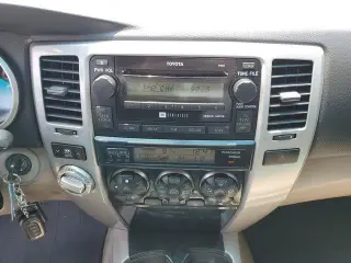 Toyota 4Runner 2007 Limited 4dr SUV 4WD V6