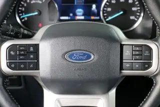 Ford Expedition 2022 4x2 XLT 4dr SUV