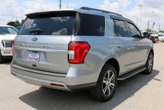 Ford Expedition 2022 4x2 XLT 4dr SUV