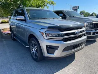 Ford Expedition 2022 4x2 XLT 4dr SUV